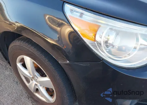 2009 Volkswagen Routan Sel Premium from USA, damaged, VIN 2V8HW64XX9R599301